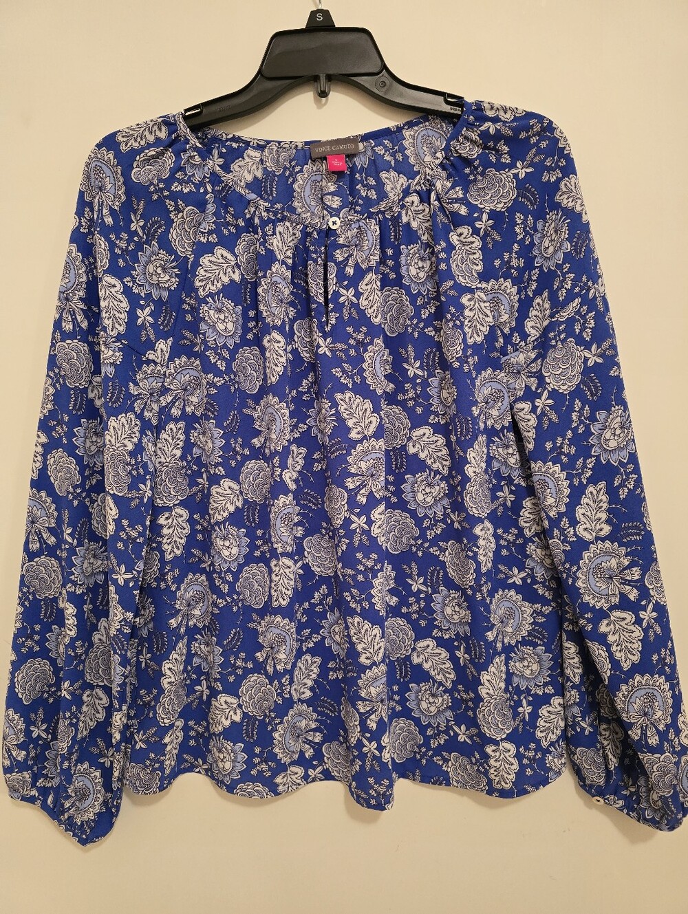 Vince Camuto Blue And Black Light Long Sleeve Blouse
